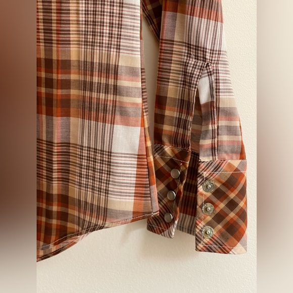 70s vintage Levi’s Pearl snap plaid shirt - Picture 4 of 5